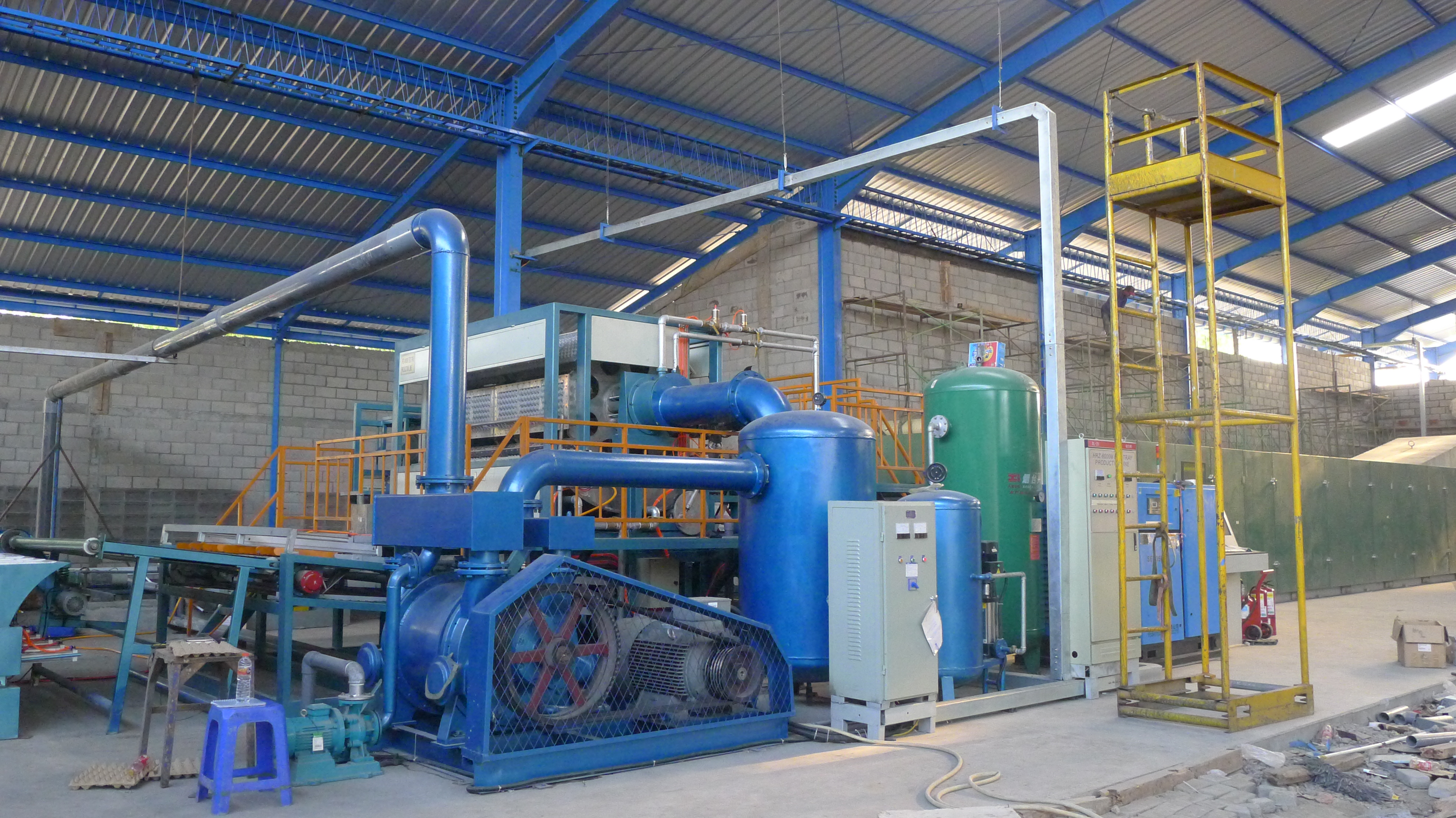 蛋托機(jī)、蛋托生產(chǎn)線、雞蛋托盤機(jī)，請致電宏潤包裝